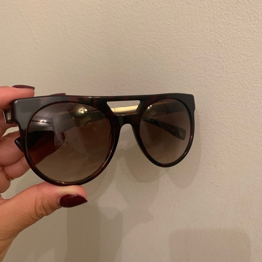 Versace Sunglasses - Picture 4 of 10